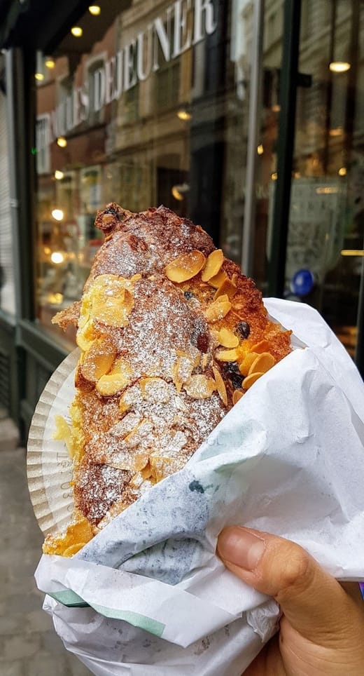 Le croissant de Boulangerie Brier, Vieux-Lille à Lille